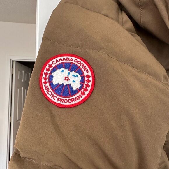 Canada goose elmwood parka - Picture 9 of 14